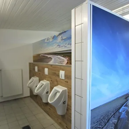 Strandgutkoje Auf Dem Strandgut Kemping *